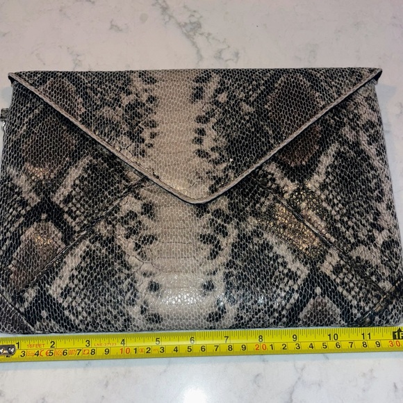 French Connection Black and Cream Snakeskin Clutch - Picture 12 of 13